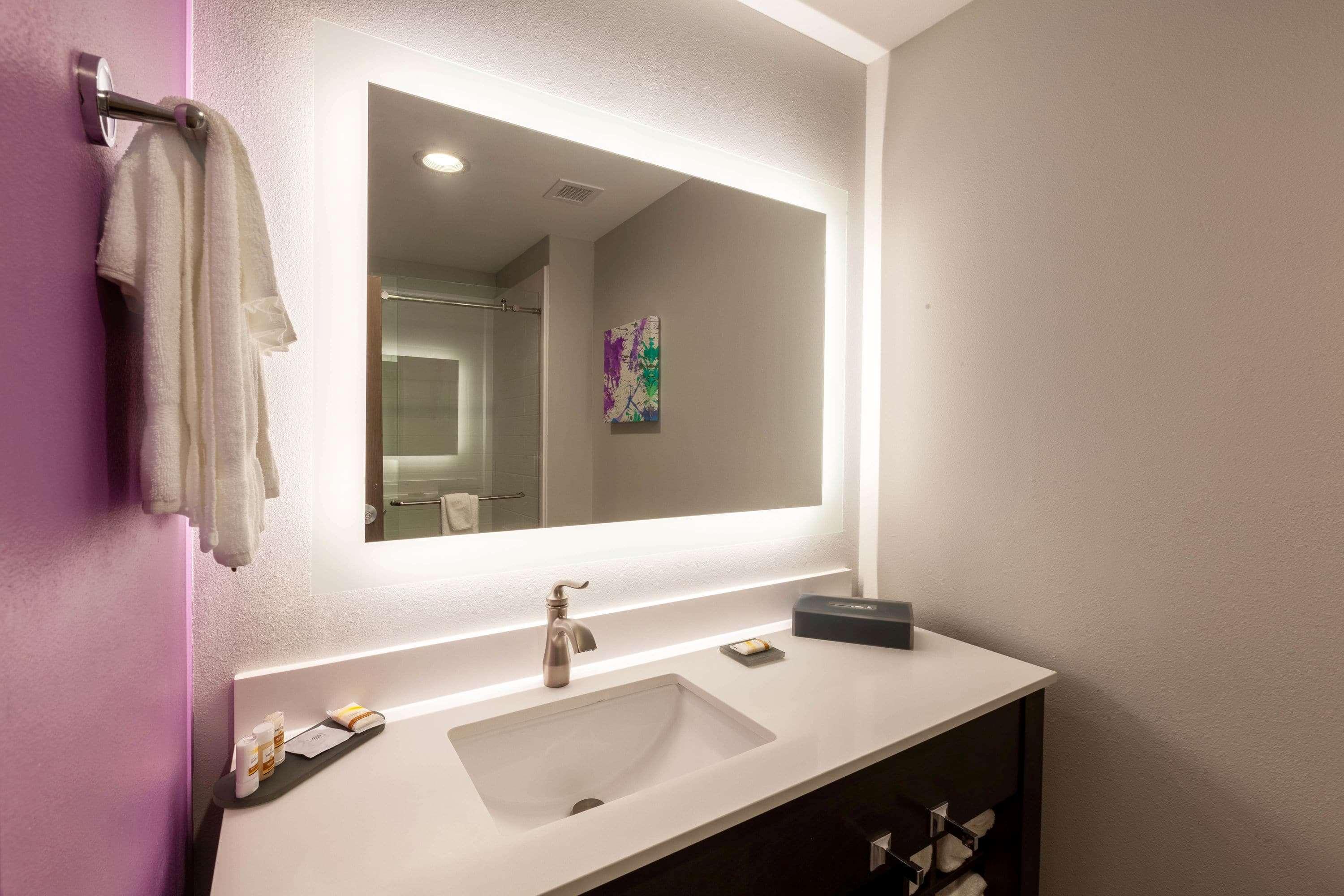 La Quinta Inn & Suites By Wyndham Lafayette Oil Center Экстерьер фото